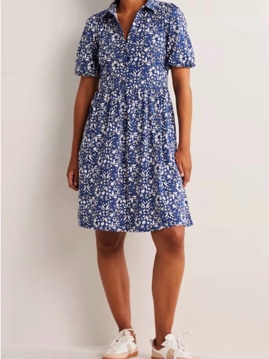 Boden Dresses & Skirts - Boden Blue and White Floral Button-Front Mini Dress